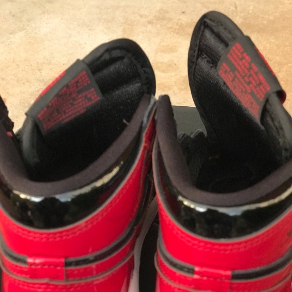 Air Jordan Retro 1 Patent Bred / Banned Reimagined TD Size 9C - Picture 5 of 9